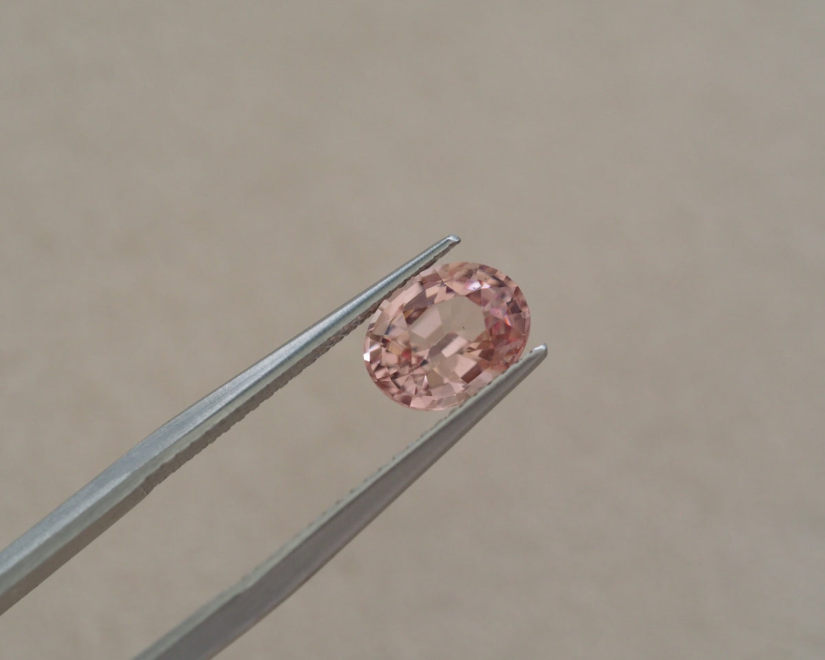1.90ct Natural Oval Malaya Garnet