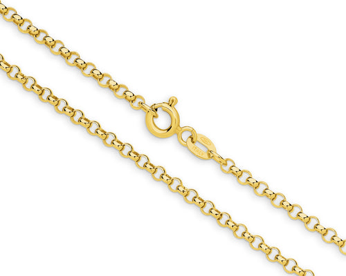 Classic kylie Necklace in front of a white background