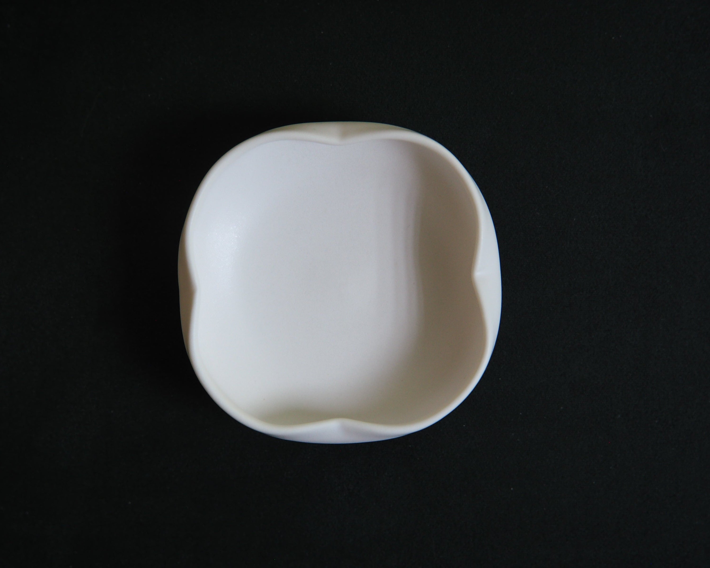 Kasumi Fujimura Four Patel Porcelain Trinket Dish