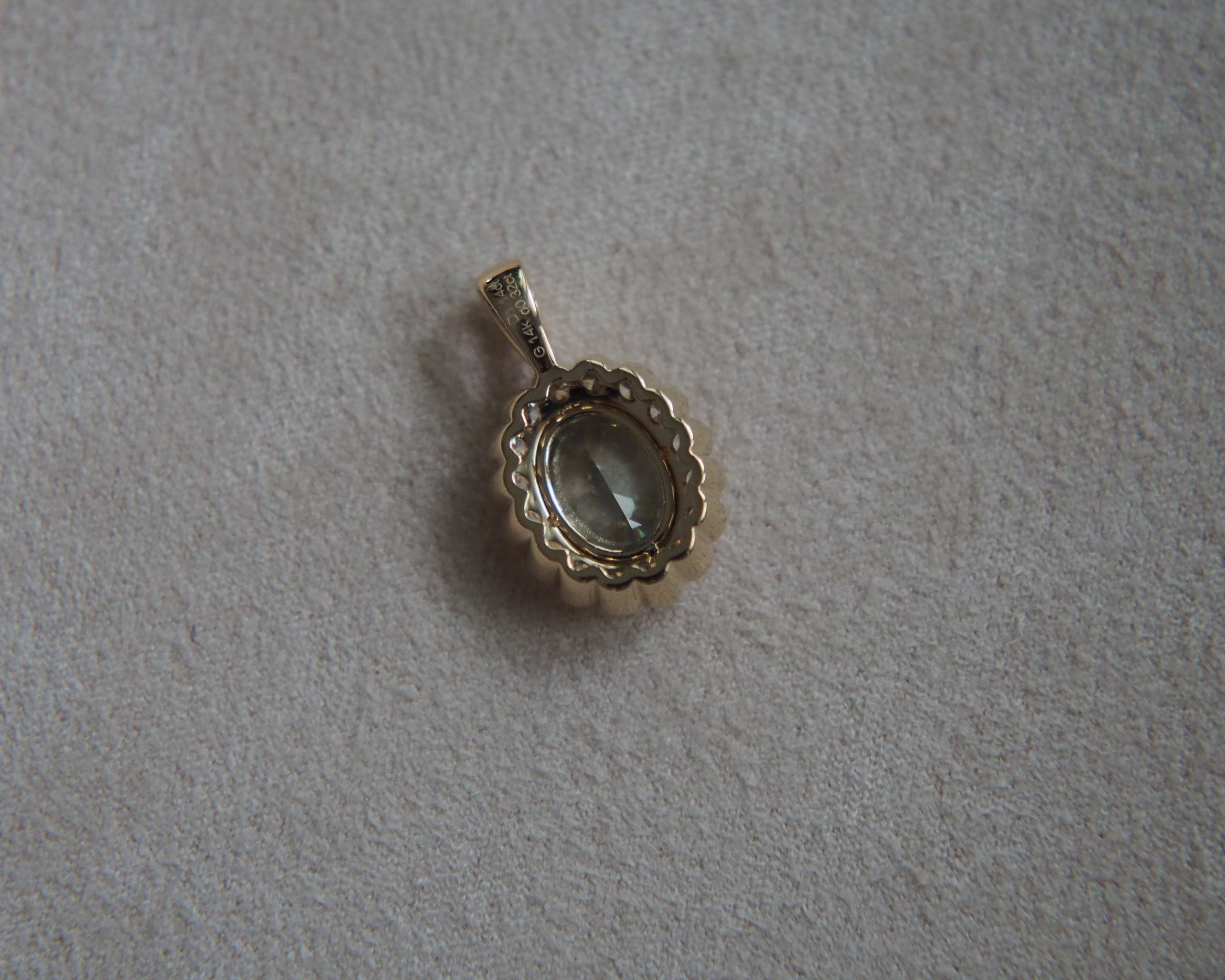 Mina Oval Lab Grown Green Diamond Pendant