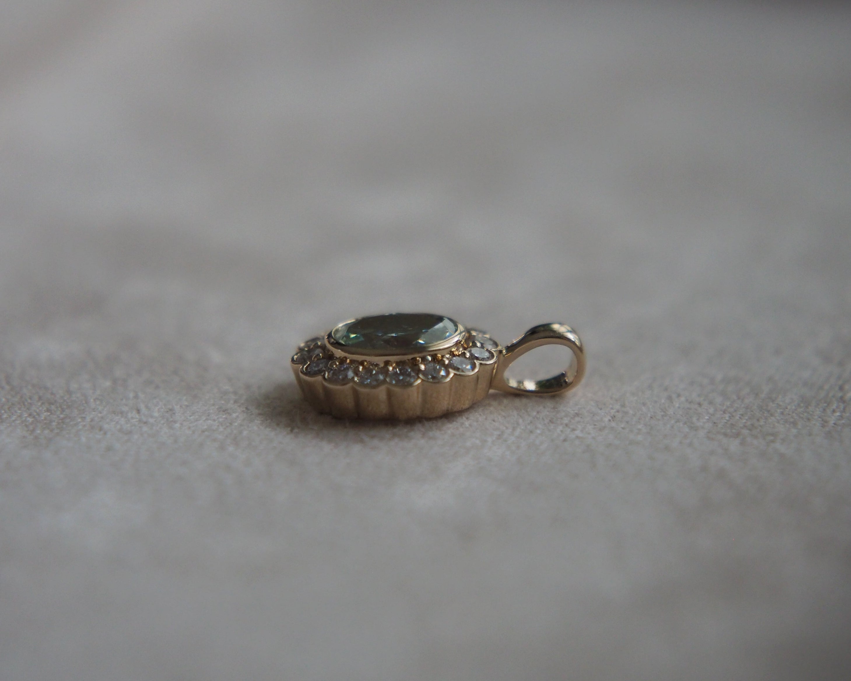 Mina Oval Lab Grown Green Diamond Pendant