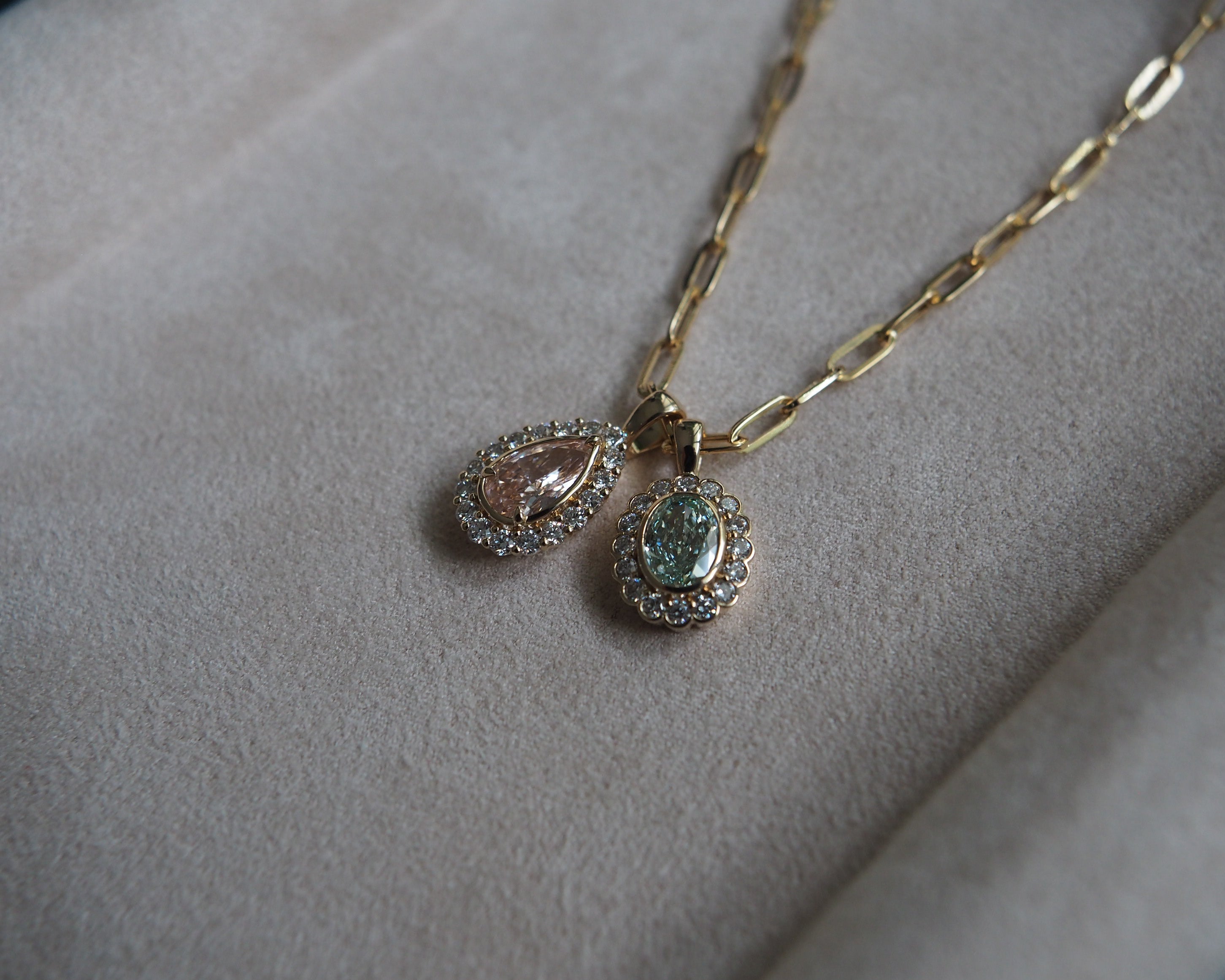Mina Oval Lab Grown Green Diamond Pendant