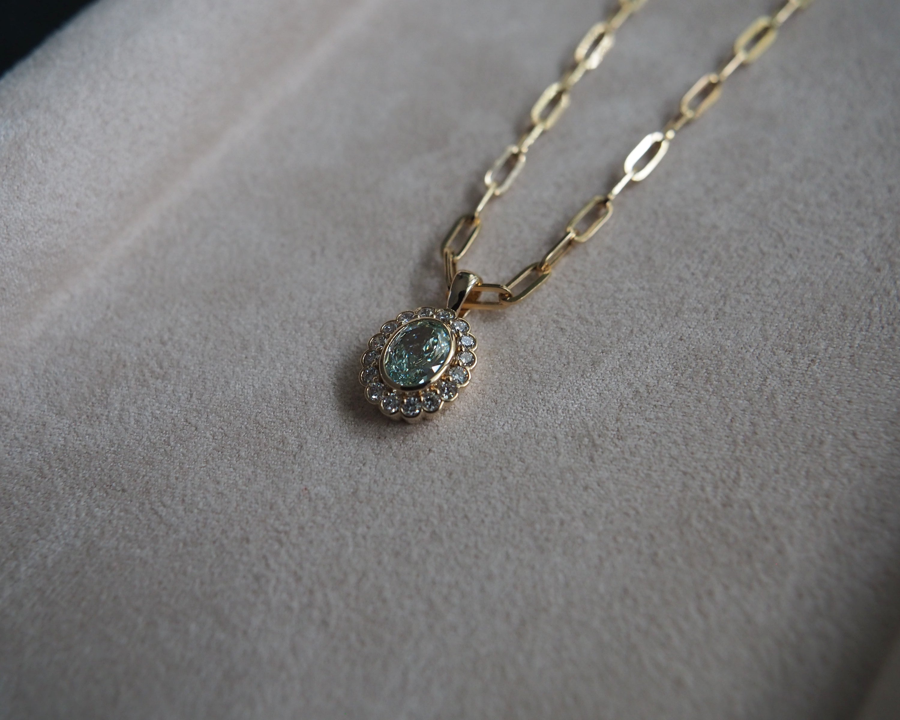 Mina Oval Lab Grown Green Diamond Pendant